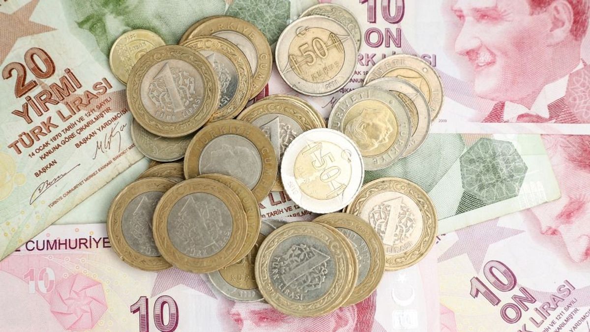 Papírforma: 45 százalékra emelte az irányadó kamatot a török jegybank