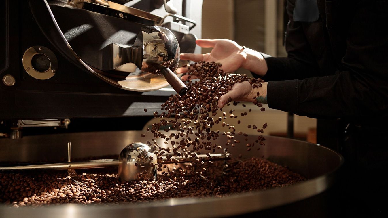 Professional,Handmade,Coffee,Roasting,Process