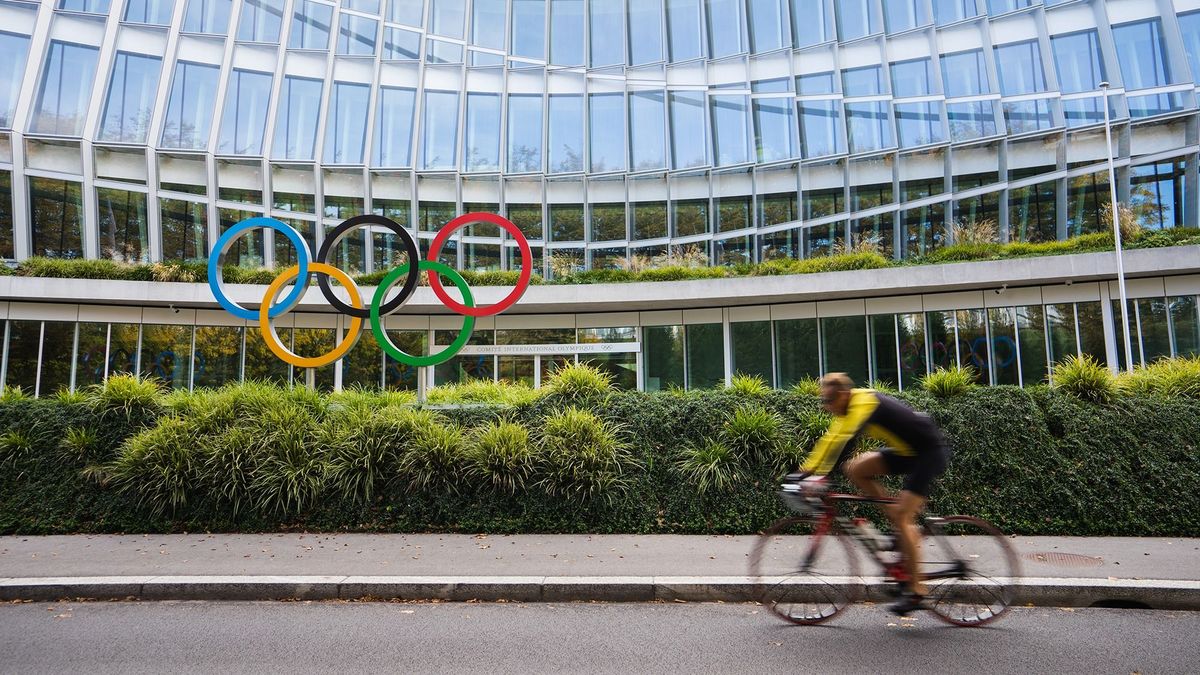 Óva inti tagállamait a NOB az orosz rendezésű ellenolimpián indulástól