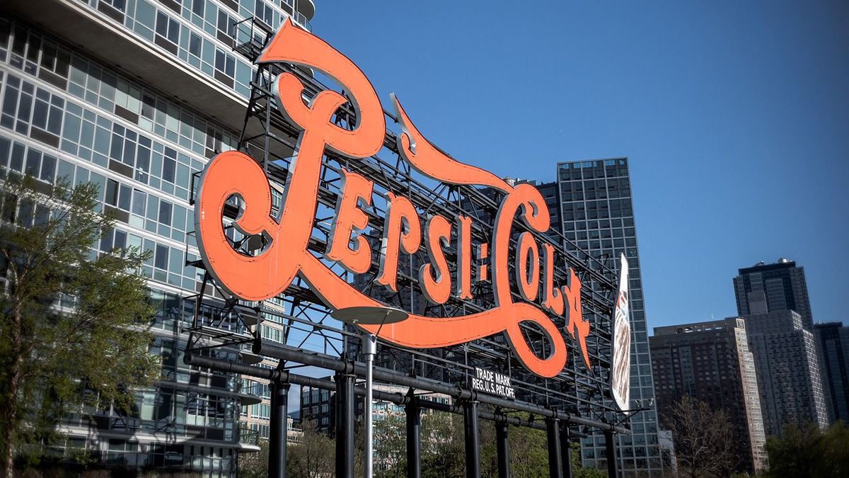 Bíróság elé állhat a Pepsi műanyagszennyezés miatt