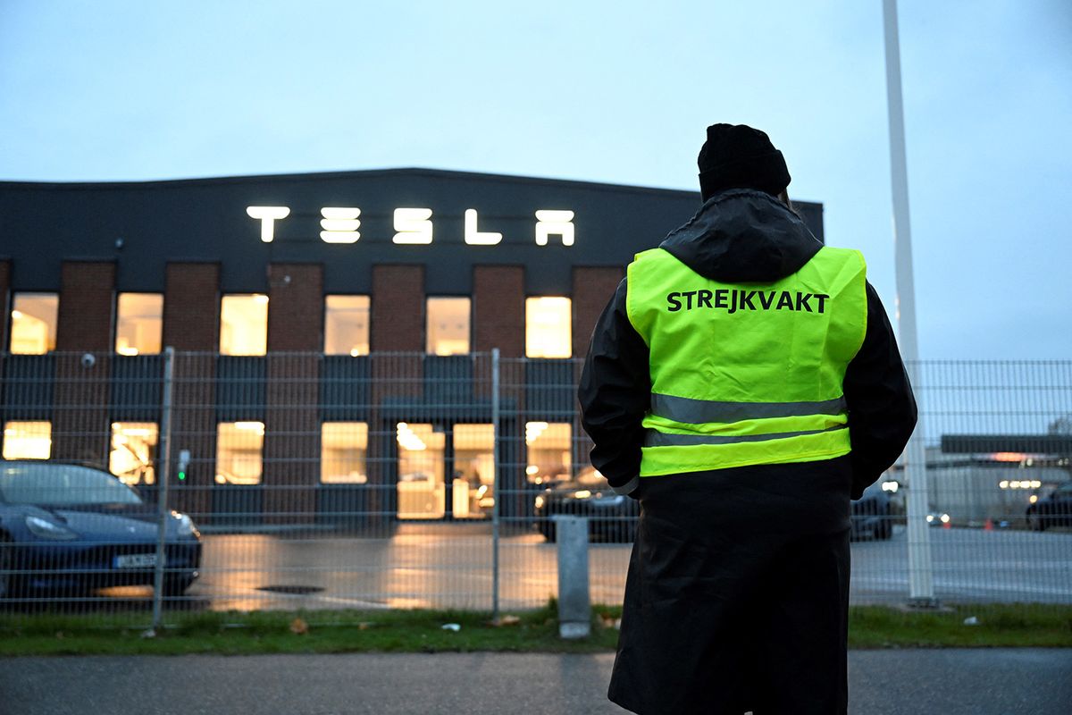 Emma Hansson, chairman of IF Metall Stockholms län stands in front of the electric car company Tesla's Service Center in Segeltorp, south of Stockholm, as workers strike for the signing of a collective agreement on October 27, 2023. (Photo by Jessica Gow/TT / TT NEWS AGENCY / AFP) / Sweden OUT