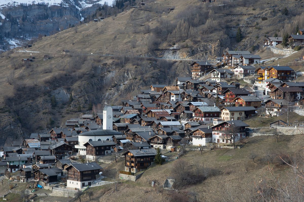 Village,Of,Albinen,In,Switzerland