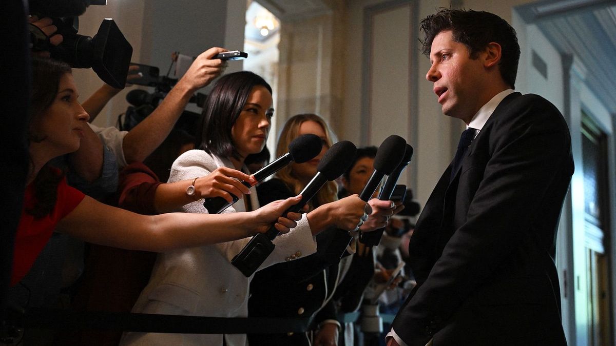 Szétesőben az OpenAI, követik Altmant, ha nem lép az igazgatótanács