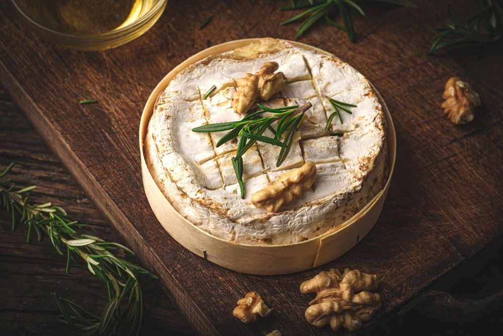 French,Cheese,Camembert,Baked,In,A,Wooden,Box,Served,With