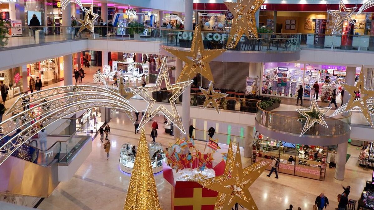 Karácsonyi boltzár: újabb száz magyar bolt döntött arról, hogy nem nyit ki december 24-én