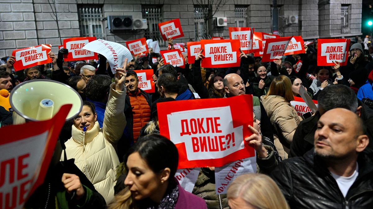 Oroszország attól tart, hogy a Nyugat le akarja építeni Szerbia szuverenitását
