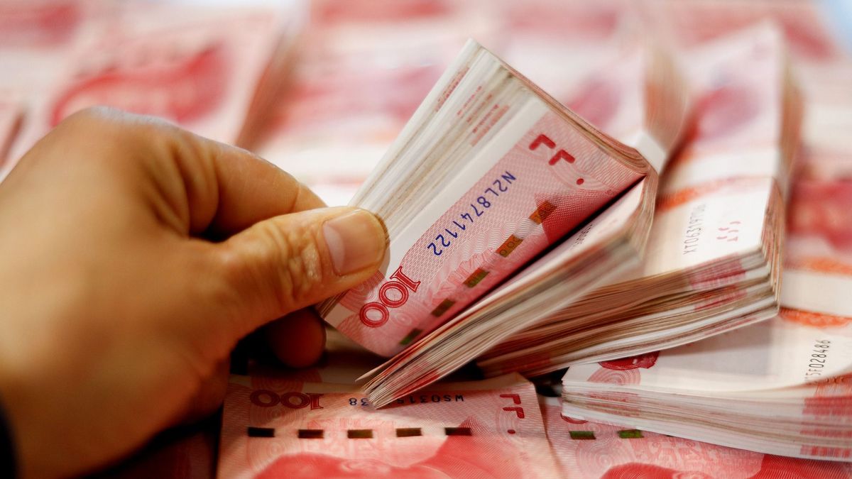 Brutális mennyiségű pénzt vontak ki a külföldi befektetők a kínai részvényekből