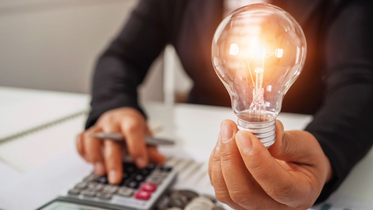 Erős mezőnyben a legalacsonyabb a magyar áram- és gáztarifa, januártól újból besegít a szabályozás