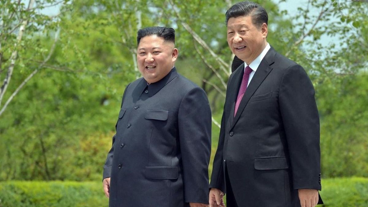 Szorosabbra fűzi kapcsolatait Phenjan és Peking