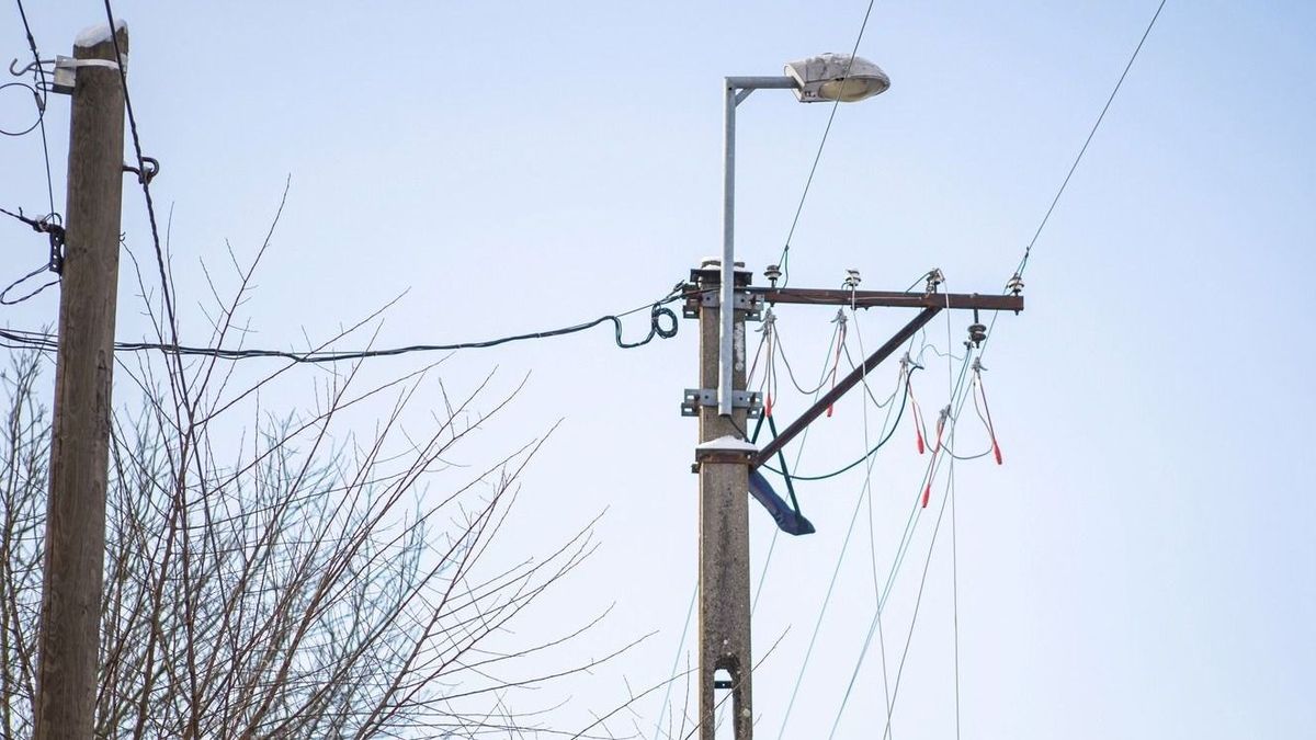 Olcsóbban szállítják az áramot a nem lakossági vevőknek