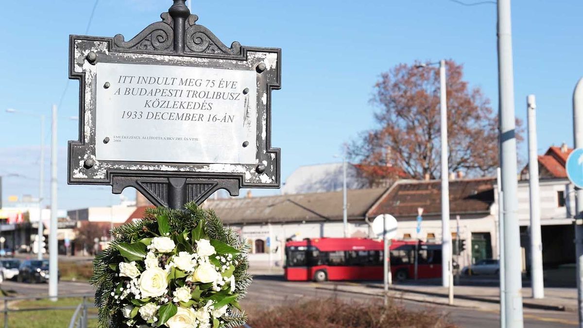 Trolitörténelem: a 90 éve indult első járatra emlékeztek