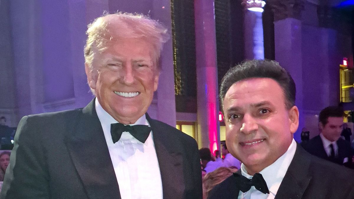 Amerikai álom: Donald Trump elolvadt Mága Zoltántól – „a nevével kampányolok”