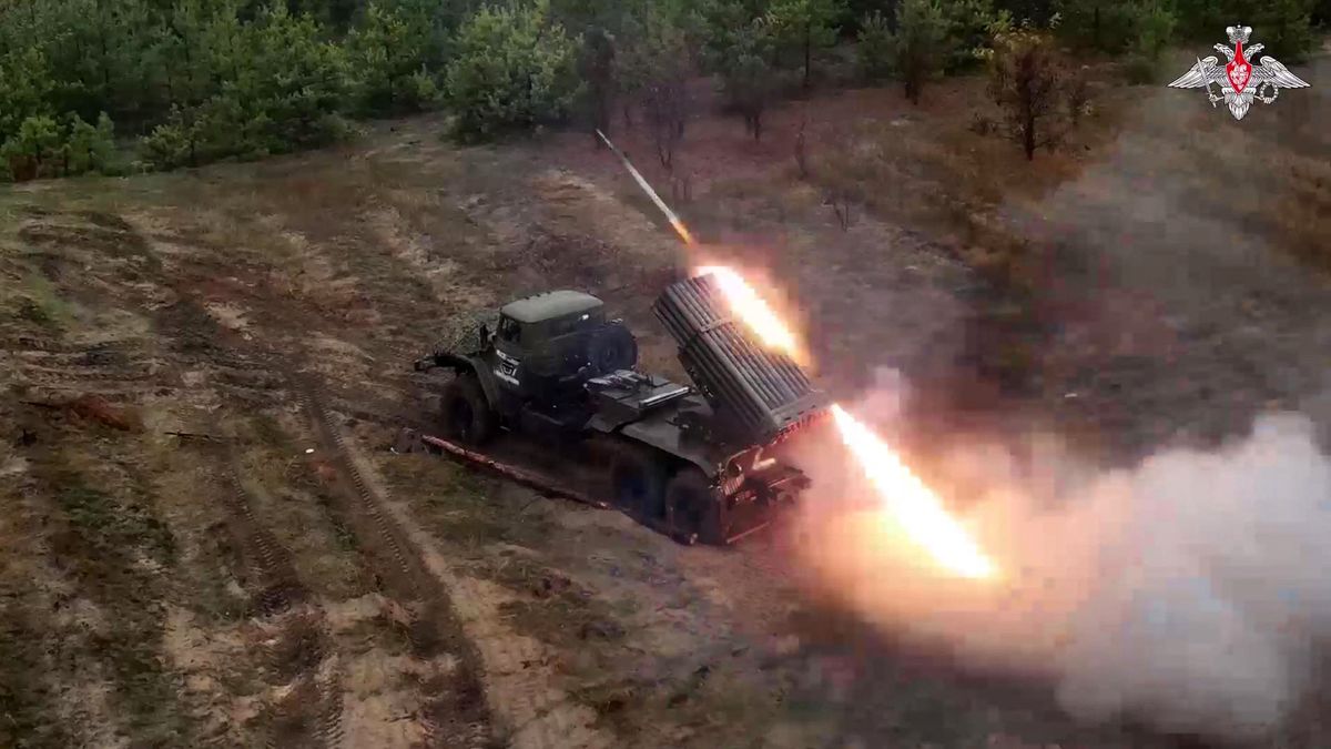 Az orosz–ukrán háború 666. napja – Joe Biden egy ügyes trükkel játszaná ki a japánok pacifizmusát