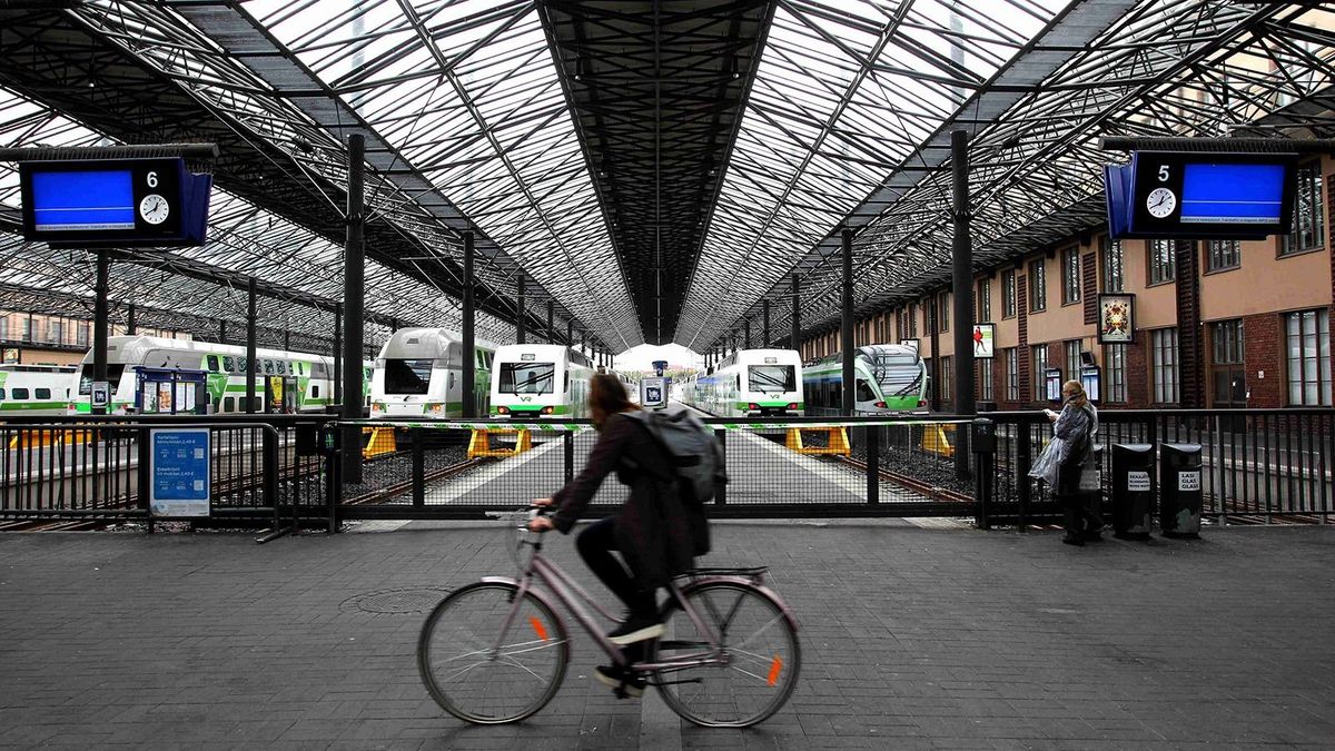 Megbénította Finnországot az országos sztrájkhullám