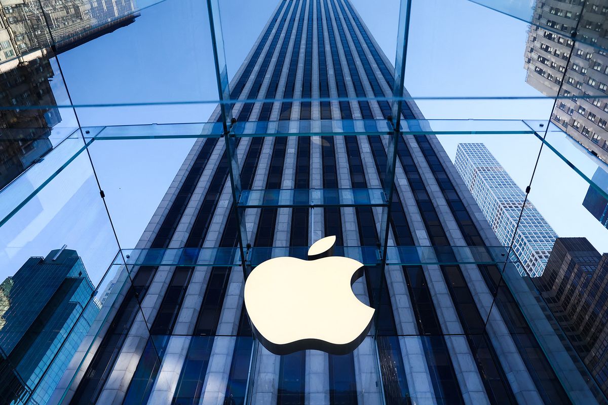 Apple logo is seen near the store in New York City, United States on October 22, 2022. (Photo by Jakub Porzycki/NurPhoto) (Photo by Jakub Porzycki / NurPhoto / NurPhoto via AFP)