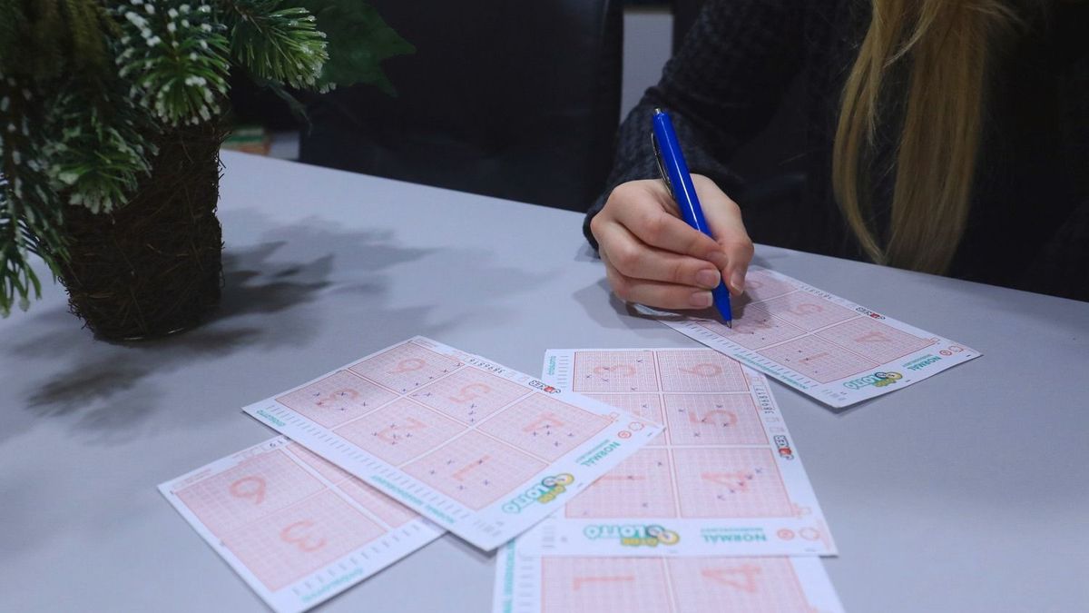 Milliárdokkal gazdagodhatnak a szerencsevadászok még karácsony előtt