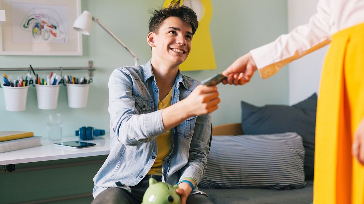 Nagyon kevés zsebpénzt próbálnak beosztania itthon a tizenévesek