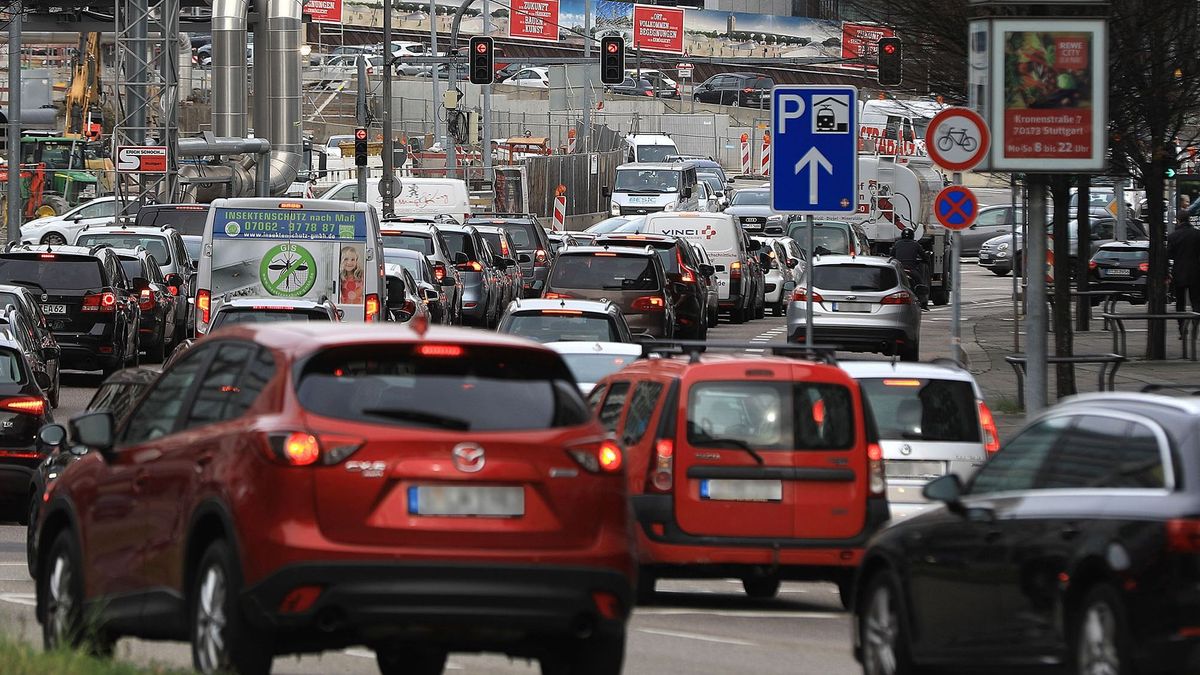 Érdekes kutatás: kiderült milyen színű autókkal történik a legtöbb baleset