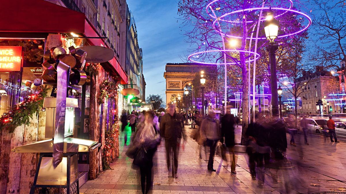 Párizst célozzák meg a magyarok az ünnepek alatt