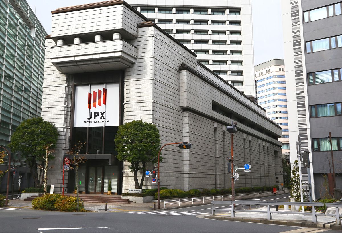 Tokyo,,Japan,-,January,2,,2015:,Tokyo,Stock,Exchange,Building