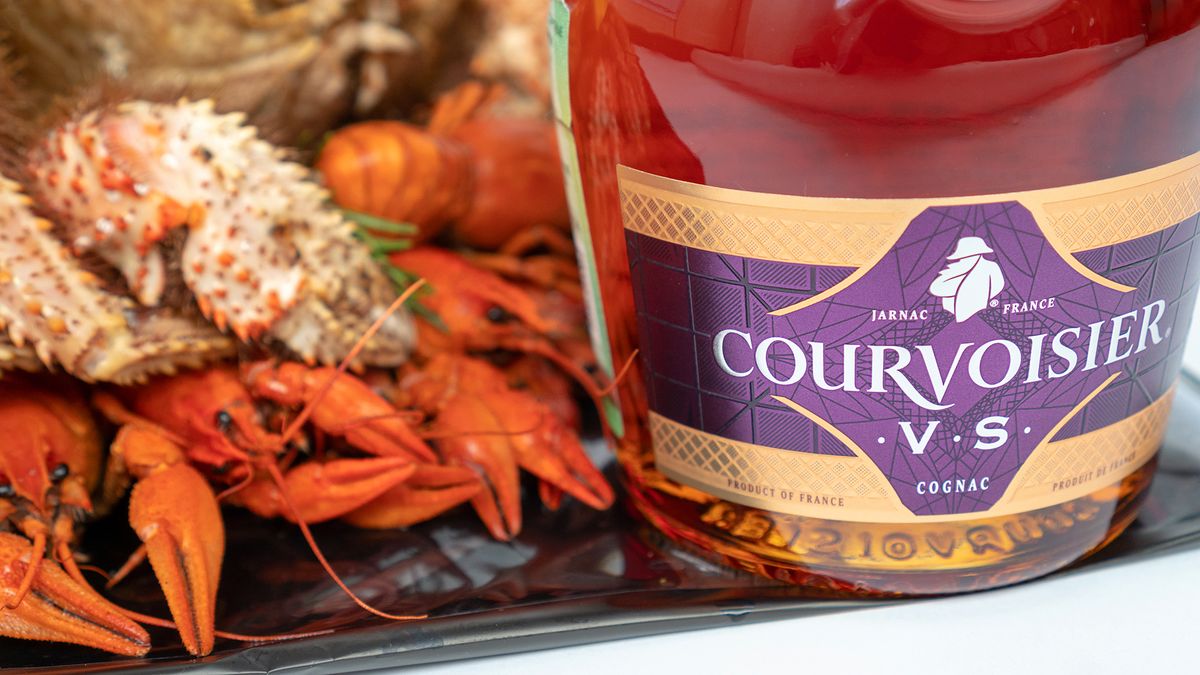 Rekordárat fizet a Campari a legendás francia konyakmárkáért