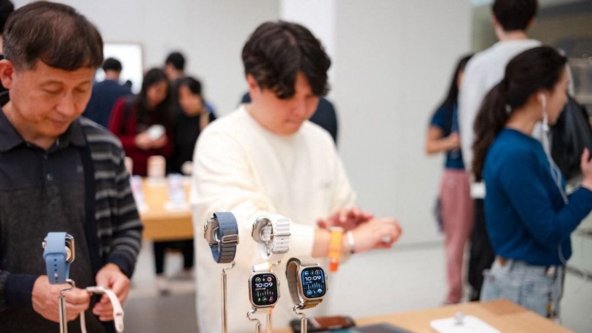 Újra árulhatja okosóráit Amerikában az Apple, de a szabadalmi vita még nem dőlt el