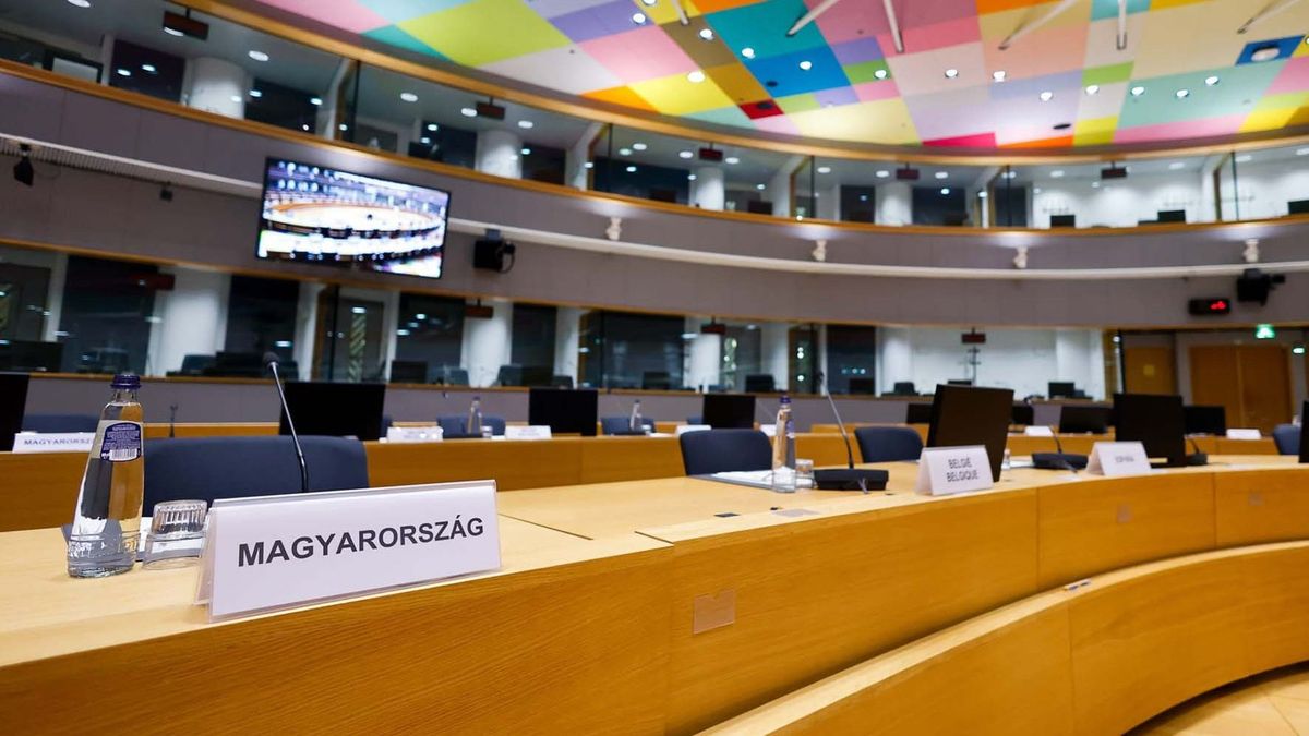 Varga Mihály: a gyávák koalíciója nem támogatta az uniós források jóváhagyását