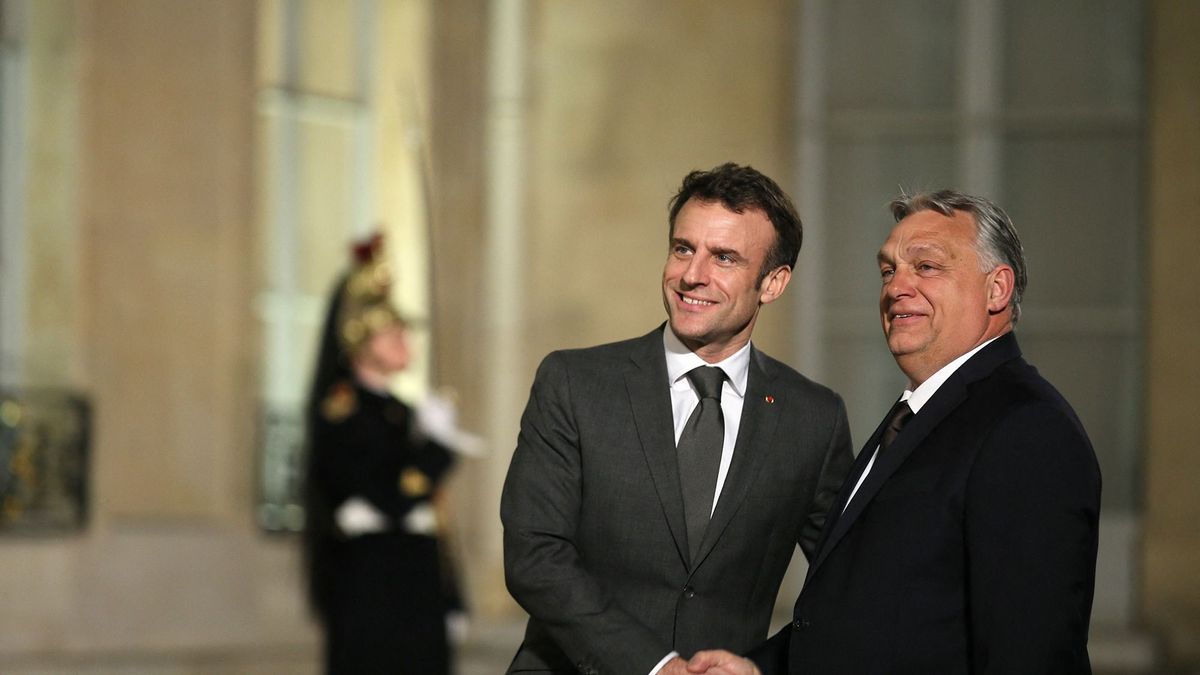 Hivatalos: Orbán Viktor tényleg Párizsba utazik a héten Emmanuel Macronhoz