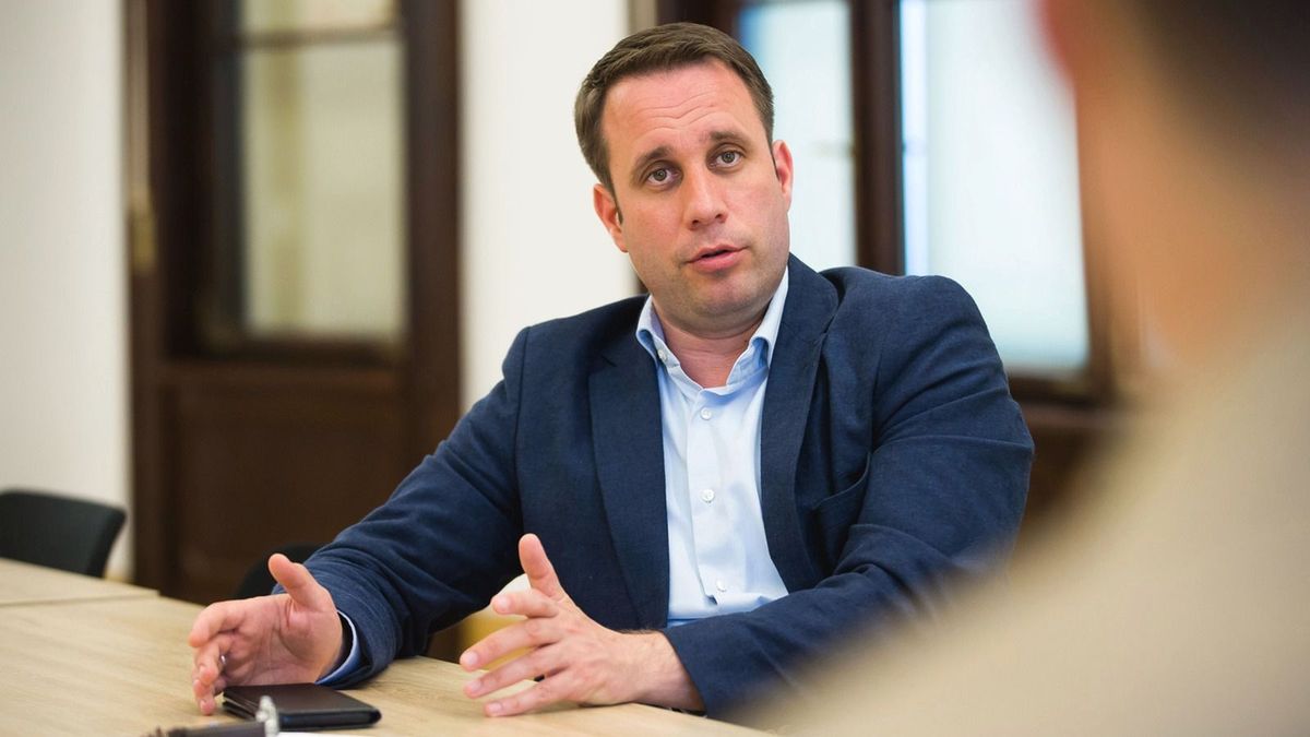 Az unió újabb hitelekből finanszírozná Ukrajnát, miközben nem foglalkoznak az emberek véleményével – mondta Dömötör Csaba