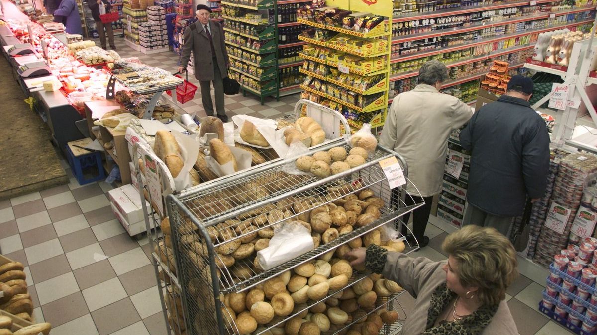 Érik a meglepetés: sokkal erősebben csökkenhet az infláció januárban, mint amire az elemzők számítottak