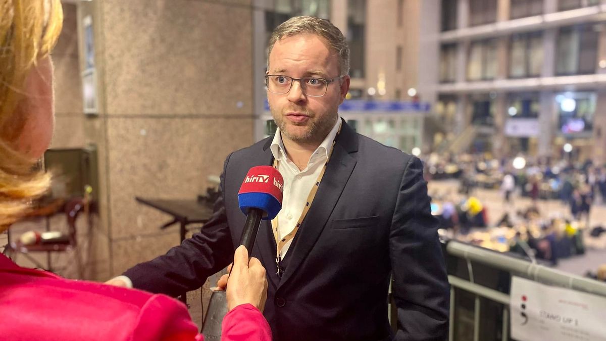Orbán Balázs: Magyarországot zsarolja a többi tagállam