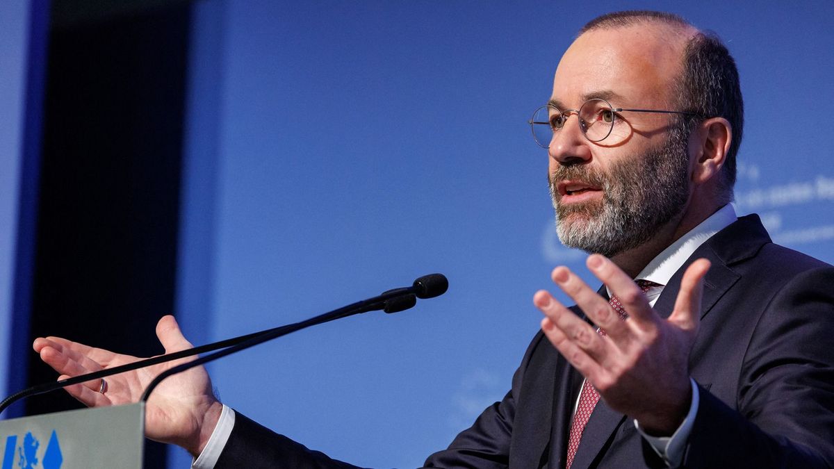 Manfred Weberék minden követ megmozgatnak, hogy Magyarország ne kapja meg a neki járó uniós pénzeket