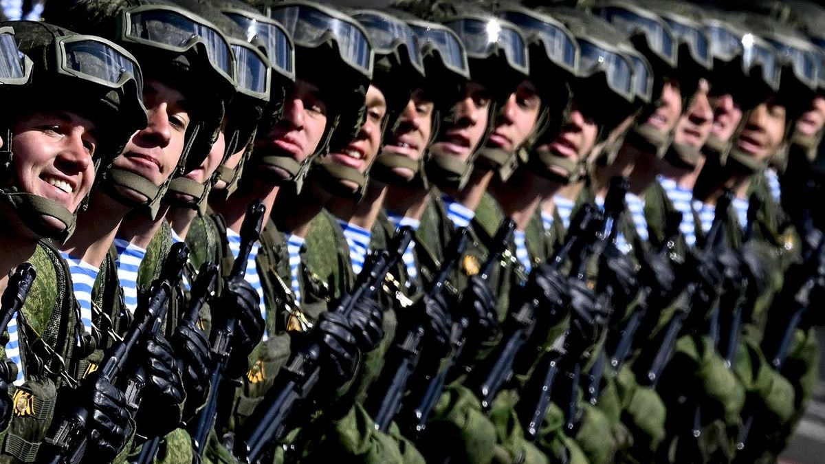 Itt az újabb brüsszeli szankcisó csomag - Már az orosz gyémánt sem jöhet Európába