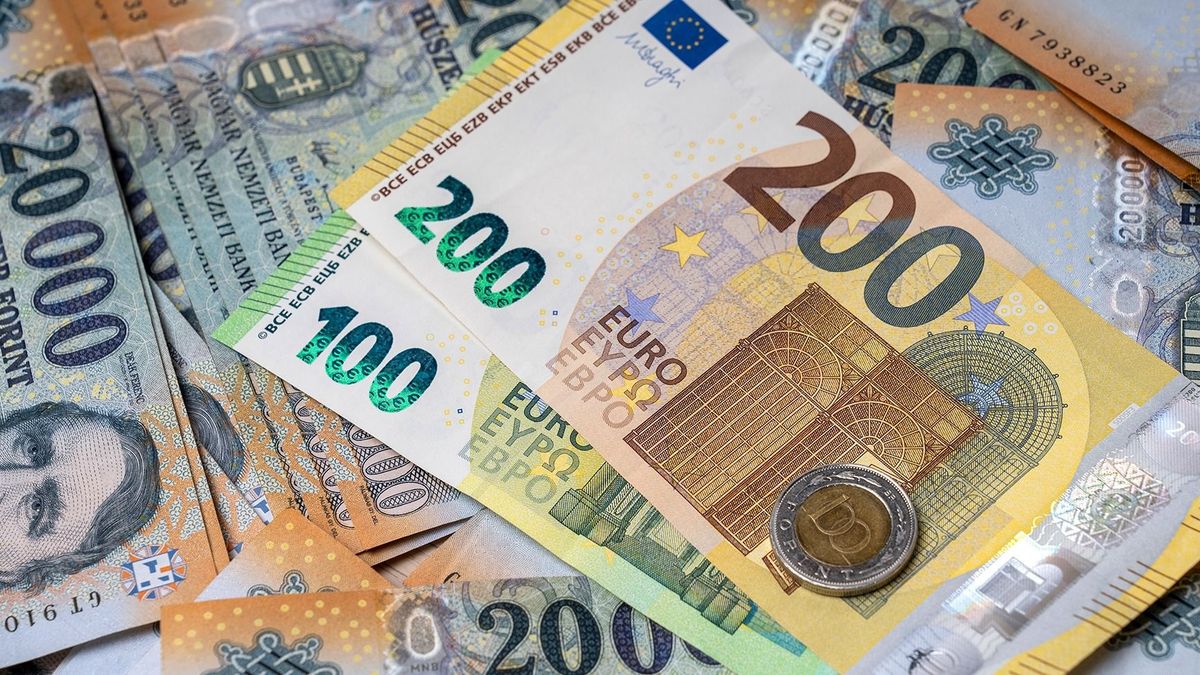 Még nem tért magához a forint a karácsonyi rohanás után