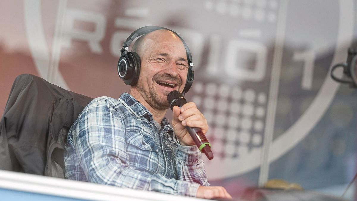 Vadon János otthagyja a Rádió 1-et és a Balázsékat