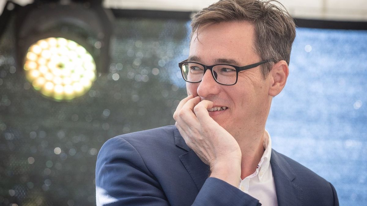 Döntött a Kúria, Karácsony Gergely is be kell fizesse az adót