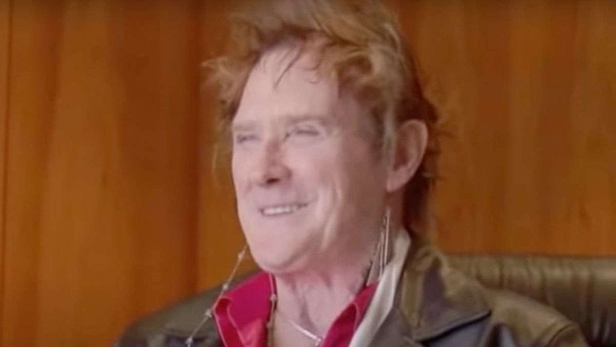 Meghalt az AC/DC dobosa, Colin Burgess