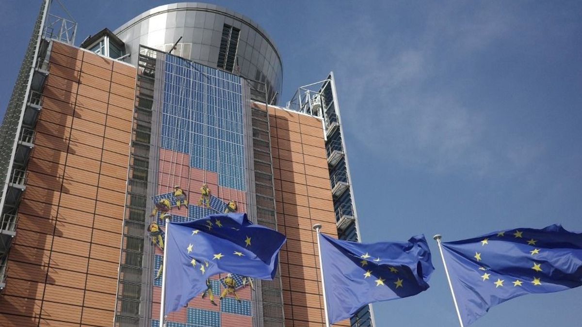 Az Európai Bizottság elfogadta a Demokrácia védelmének csomagját