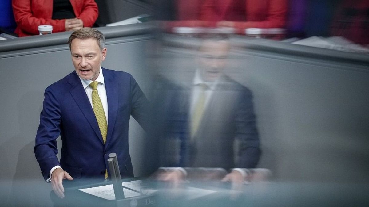 Németország ugyan áll le, de a támogatásokat csúsztatják jövőre