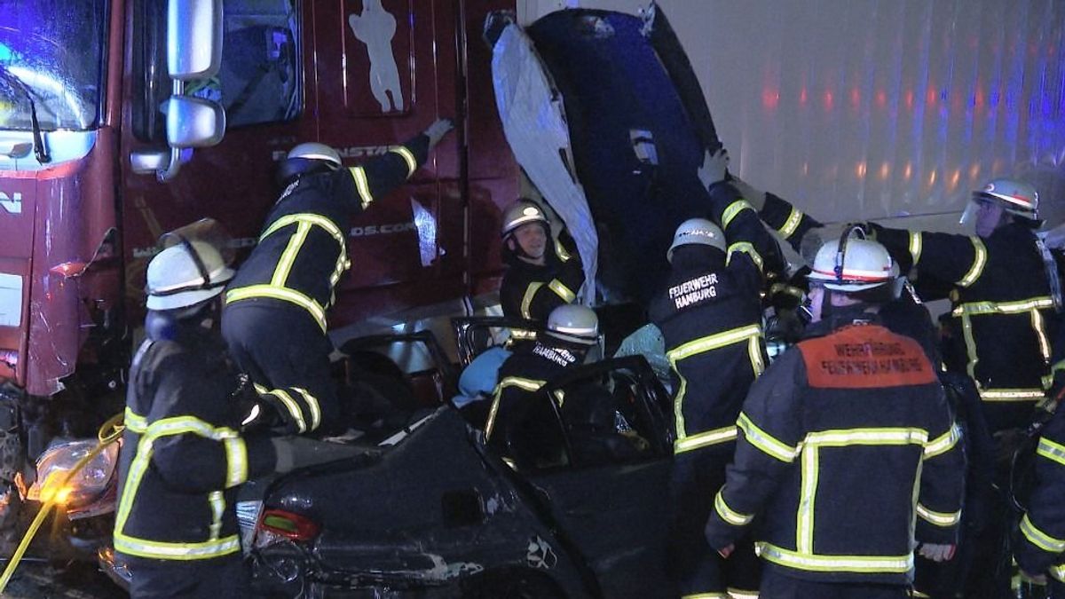 Tömegkarambol Törökországban, sok a halott és a sérült