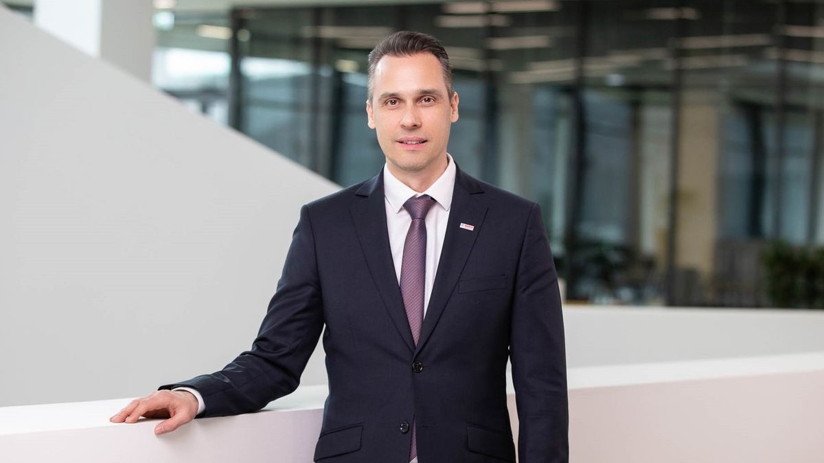 Mátészalkáról is lehet valakiből egy világcég regionális igazgatója