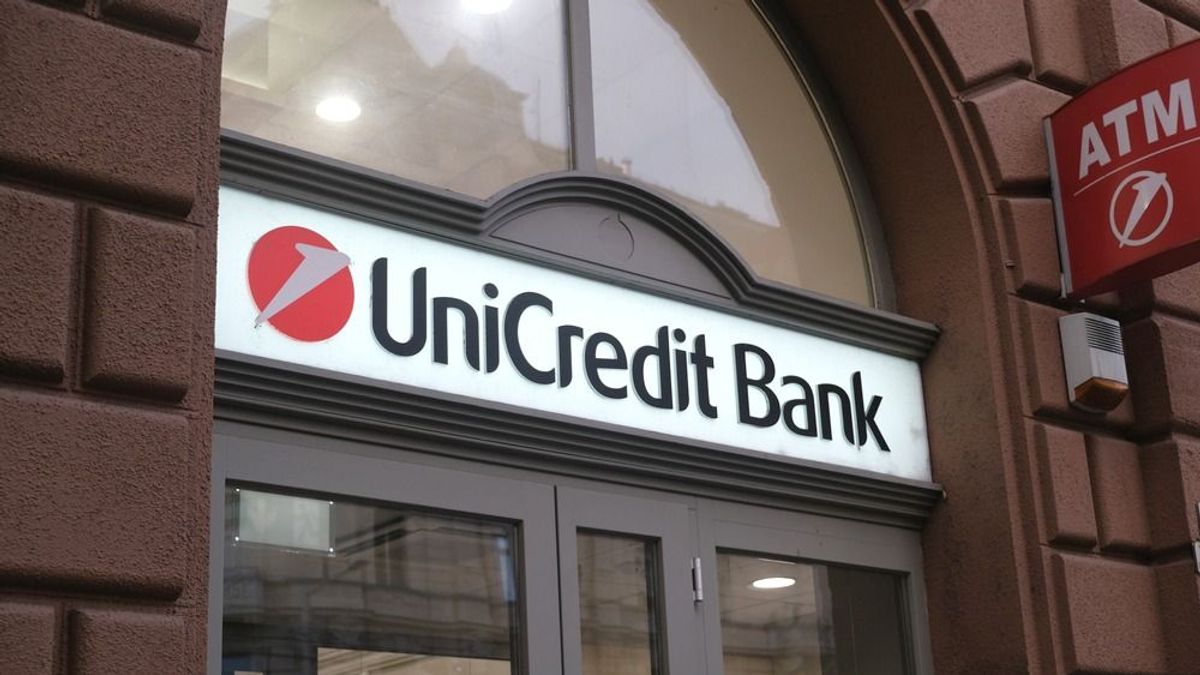 Megbírságolta az UniCredit Bankot a piacfelügyelet