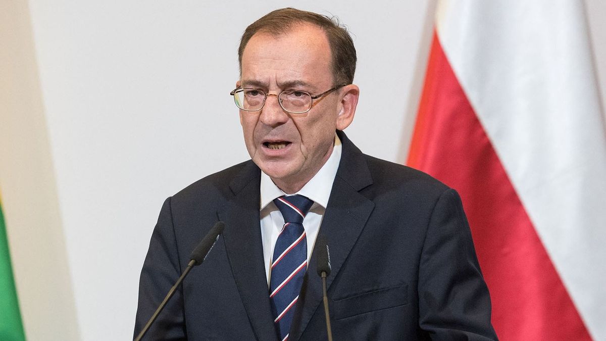 Éhségsztrájkba kezd a bebörtönzött lengyel ellenzéki politikus