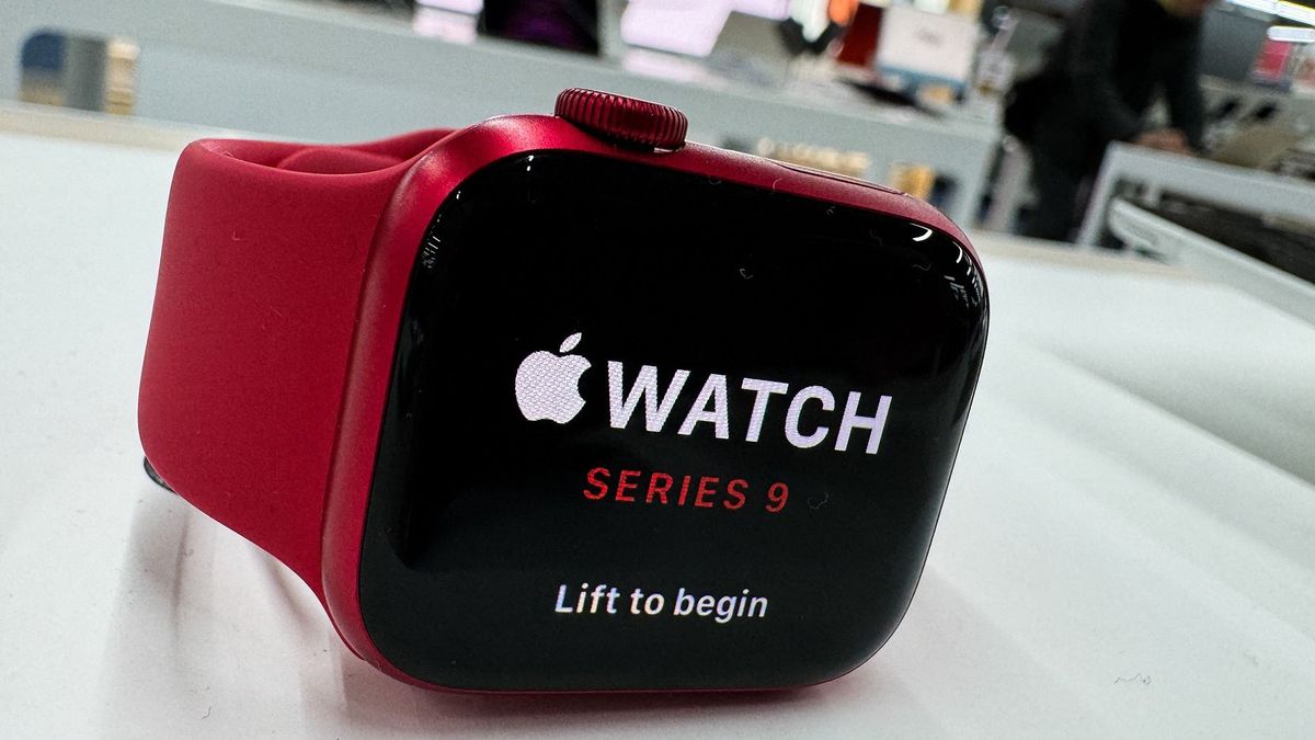 Visszabutított okosórákat kénytelen árulni az Apple