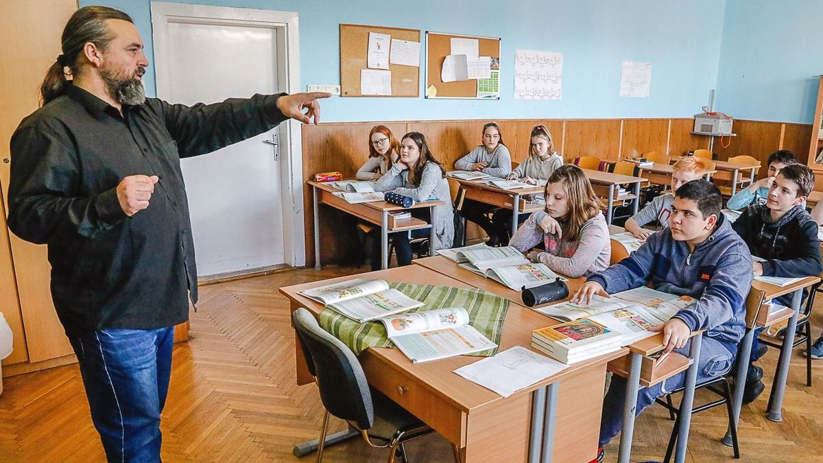 A béremelések éve lehet 2024 – ezekben a szakmákban érdemben nőhetnek a fizetések
