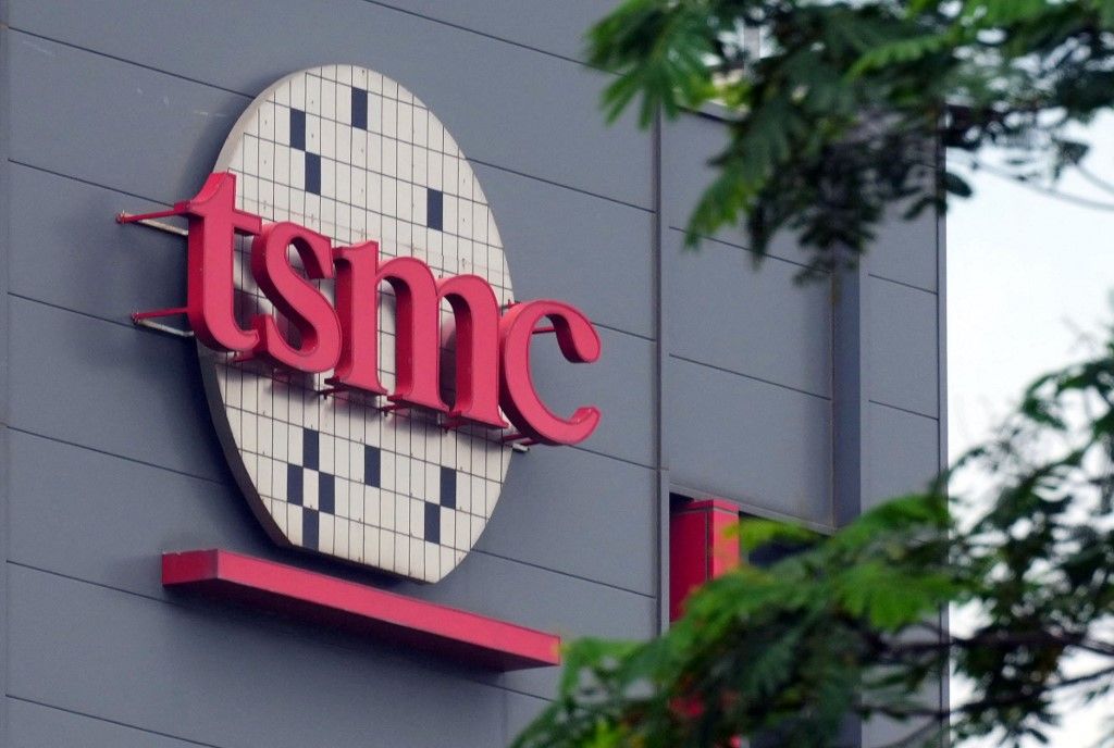 tsmc of TaiwanA logo tsmc is displayed at a factory of Taiwan Semiconductor Manufacturing Co.,  a Taiwanese multinational semiconductor , in Hsinchu, Taiwan on Sep. 12, 2023. It’s the  world's largest semiconductor foundry. ( The Yomiuri Shimbun ) (Photo by Ichiro Ohara / Yomiuri / The Yomiuri Shimbun via AFP)