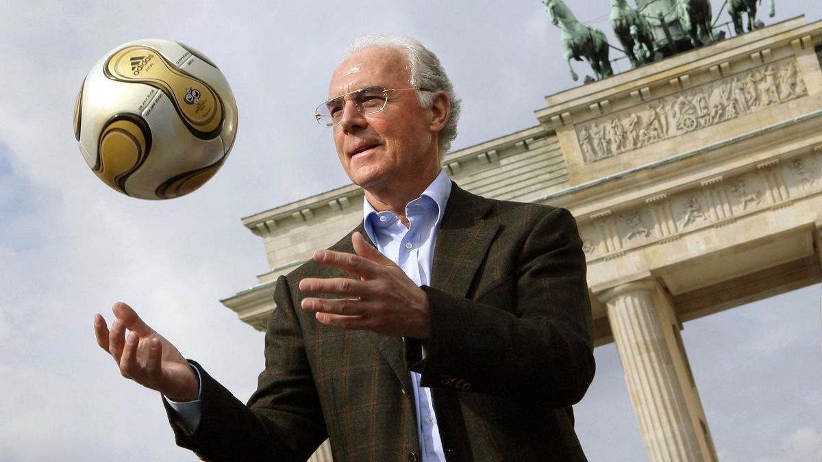 Beckenbauer emléknapot akar Németország