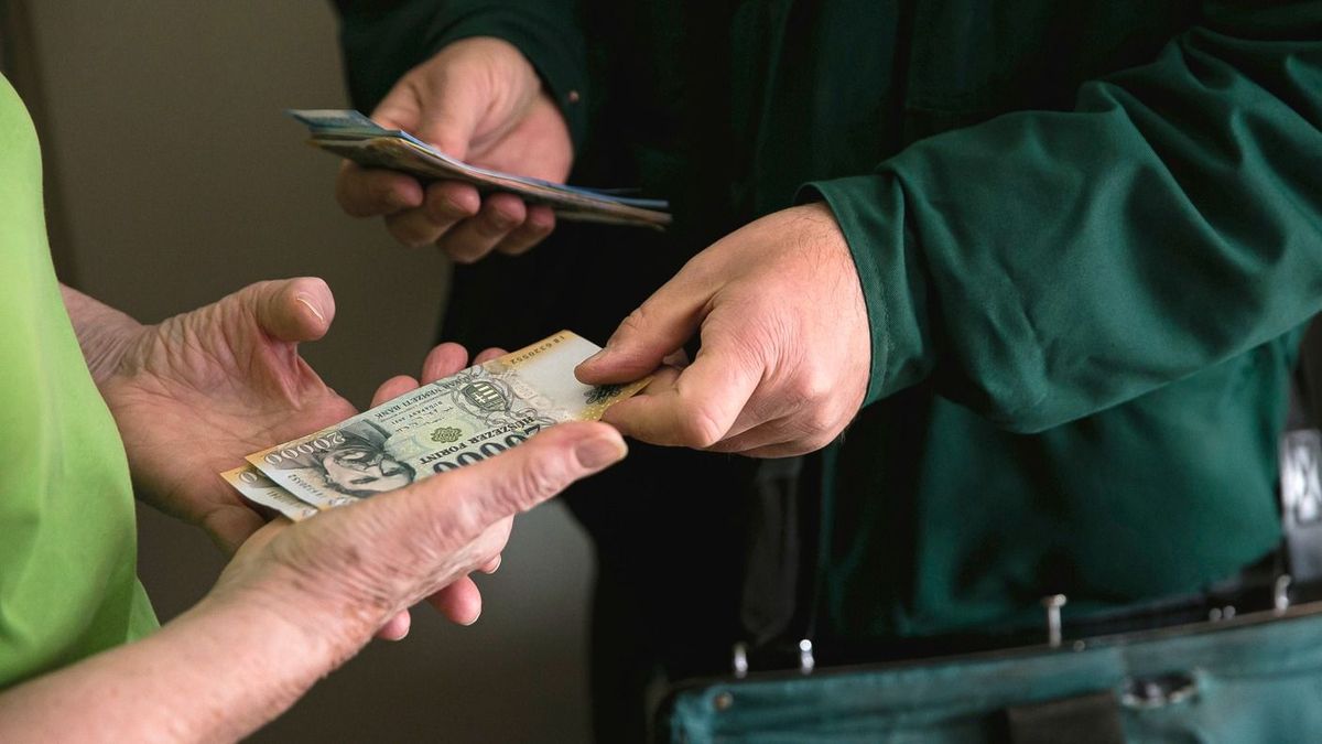 Nyugdíjszámítás: fontos változást tervez a kormány – automatikusan a magasabb összeget fizetik majd ki