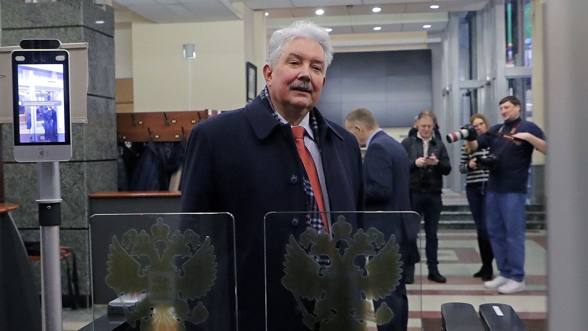 Az ukrán nácik miatt visszalépett a jelöltségtől Vlagyimir Putyin egyik választási ellenfele