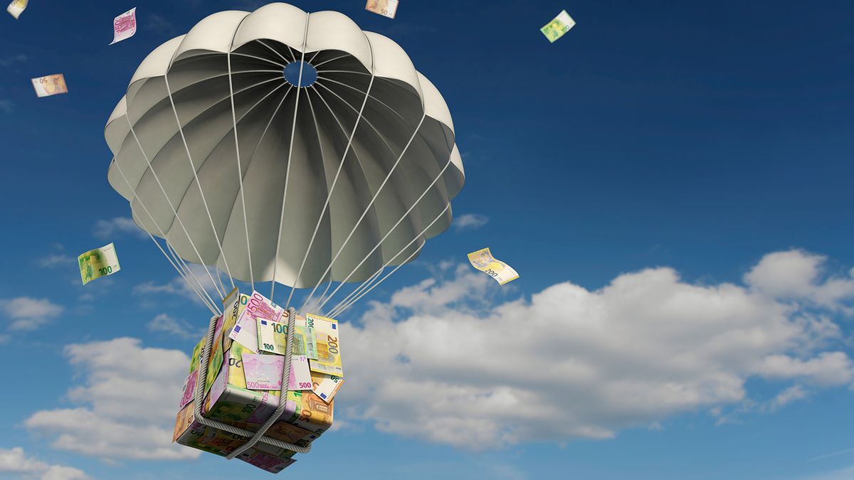 3d,Illustration,,An,Rescue,Package,Falls,From,The,Sky